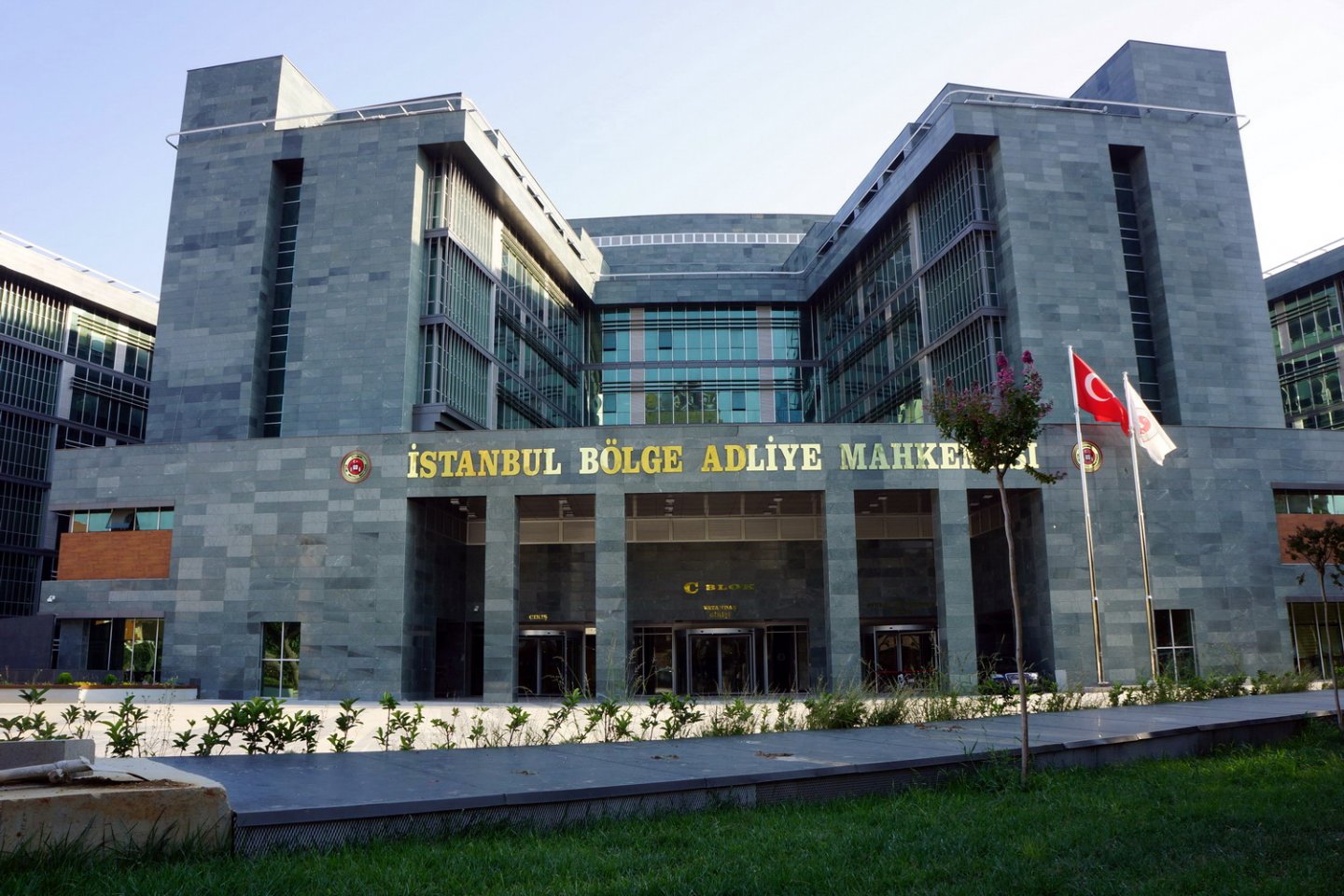 dış görünüşle dalga geçmek suç mu dış görünüşle dalga geçmek suç mu