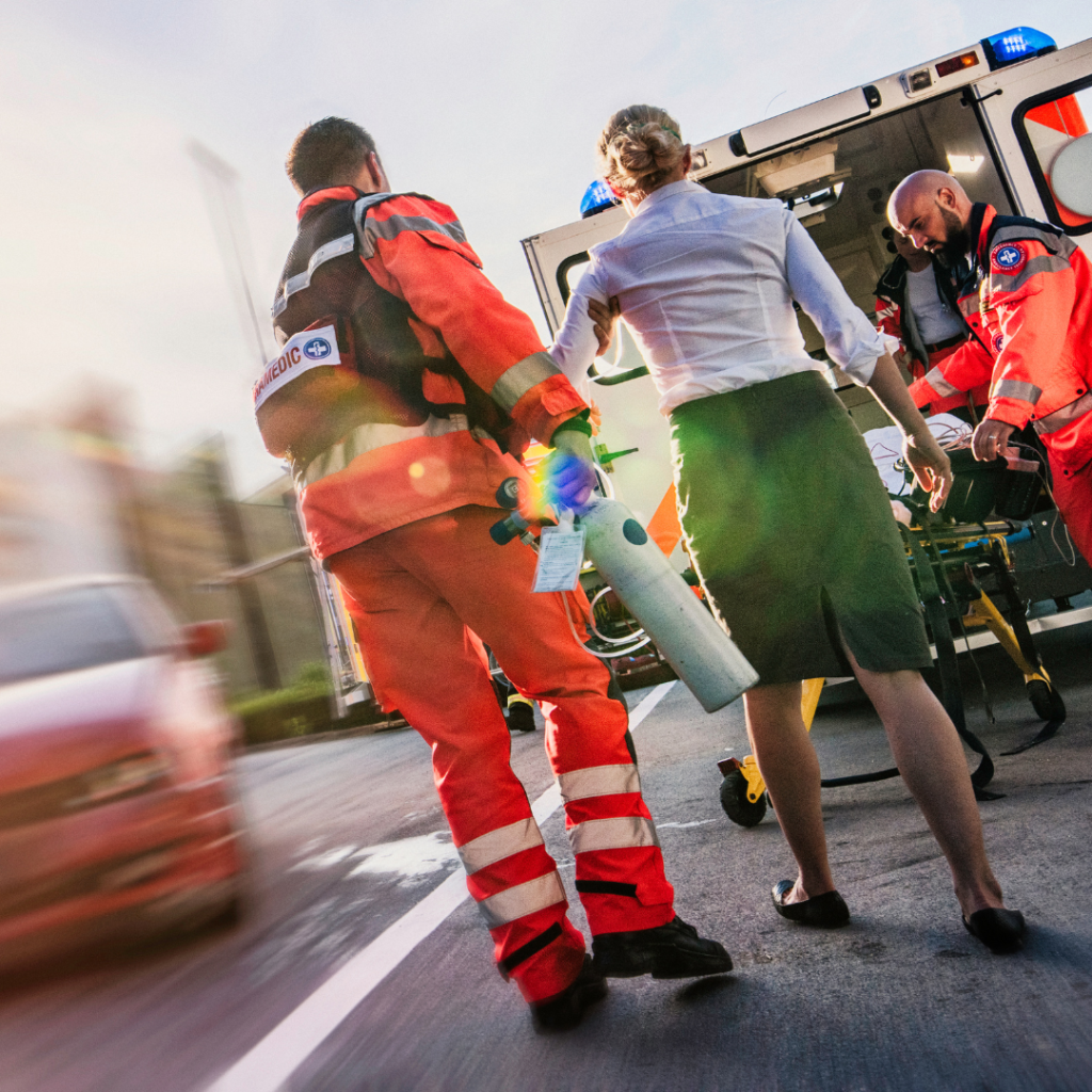 Kaza Sonrası Hastaneye Gitmezsem Tazminat Hakkım Kaybolur Mu? 3 Ambulans Cagrilmamasi Sorun Olur Mu