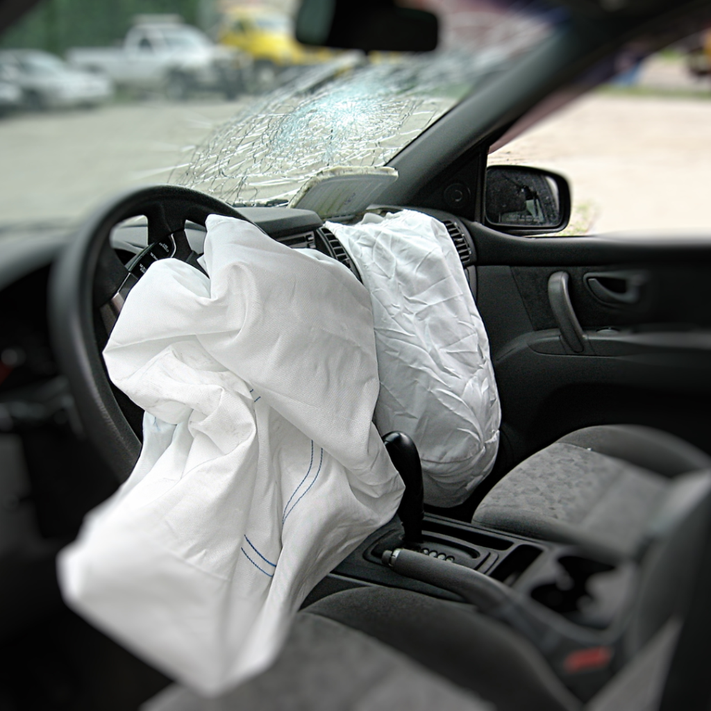 Hava Yastiklarinin Airbag Acilmasi Agir Hasar mi